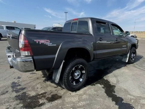 Used 2010 Toyota Tacoma 4x4 Double Cab image 8