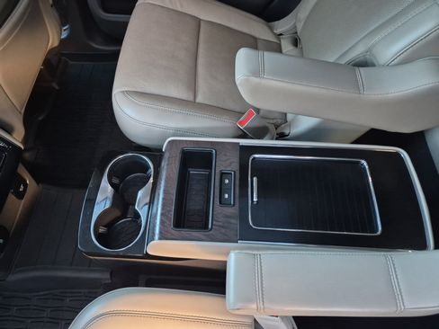 Used 2022 Lincoln Aviator Reserve w/ Equipment Group 201A image 17