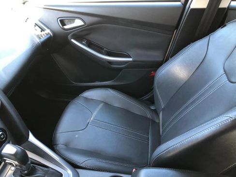 Used 2013 Ford Focus Titanium w/ Titanium Handling Pkg FWD image 29