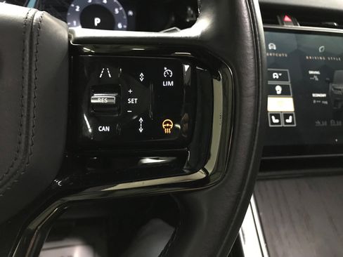 Used 2024 Land Rover Range Rover Velar Dynamic SE AWD/4WD image 20