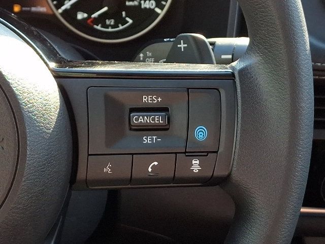 Used 2023 Nissan Rogue SV AWD/4WD image 22