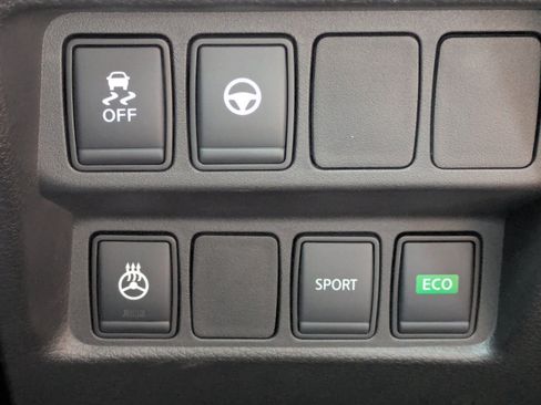 Used 2022 Nissan Rogue Sport SL w/ Premium Package FWD image 20