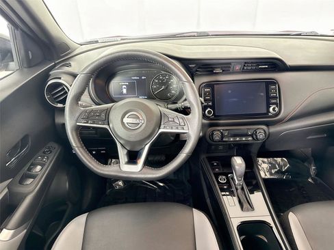 Used 2023 Nissan Kicks SR w/ SR Premium Package image 30
