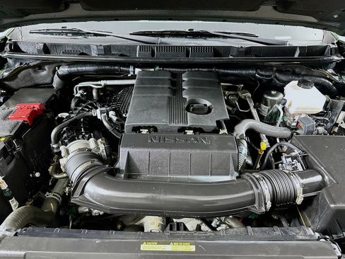 Used 2024 Nissan Frontier SL w/ Technology Package RWD image 30