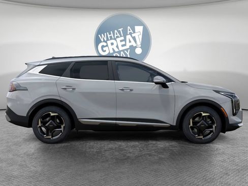 New 2026 Kia Sportage EX w/ EX Panorama Roof Package AWD/4WD image 7