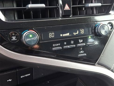 Used 2024 Toyota Camry XSE image 15