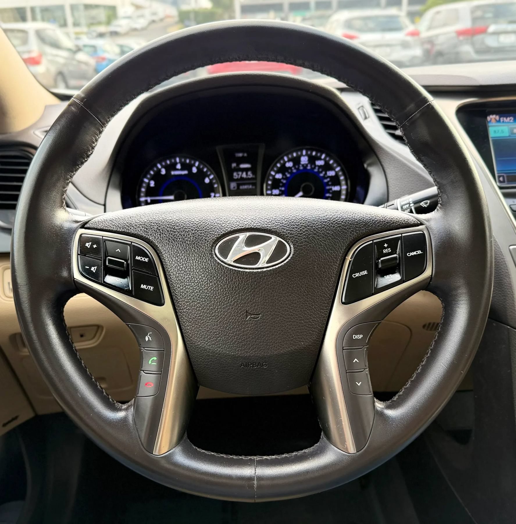 Used 2013 Hyundai Azera w/ Technology Pkg FWD image 13