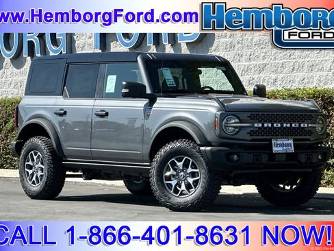 New 2025 Ford Bronco Badlands image 1