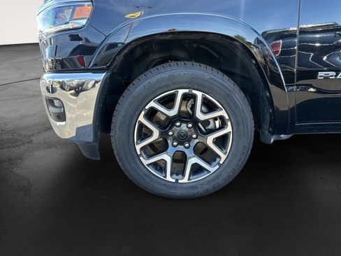 Used 2025 RAM 1500 Laramie AWD/4WD image 22