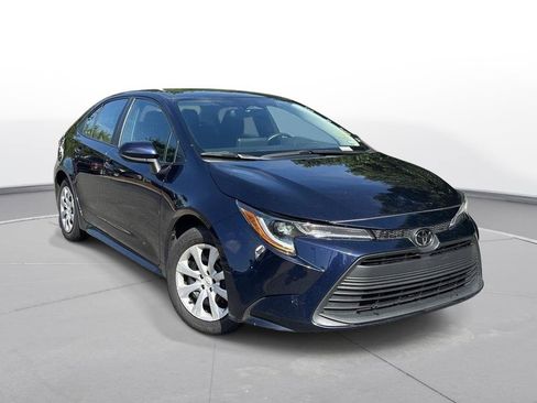 Used 2024 Toyota Corolla LE FWD image 4