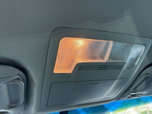 Used 2013 Toyota Camry SE image 27