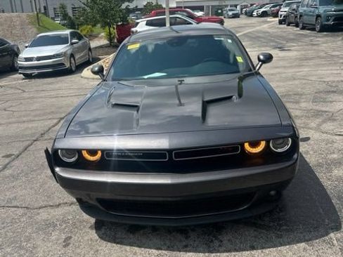 Used 2017 Dodge Challenger R/T RWD image 2