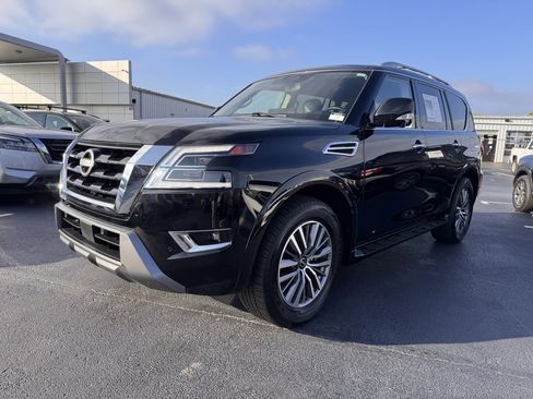 Used 2024 Nissan Armada SL w/ Captain's Chairs Package image 1