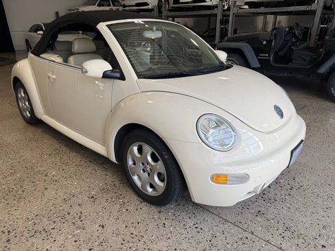 Used 2003 Volkswagen Beetle GLS FWD image 8