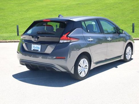 Certified 2025 Nissan Leaf S FWD image 6