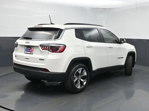 Used 2019 Jeep Compass Latitude w/ Popular Equipment Group FWD image 20
