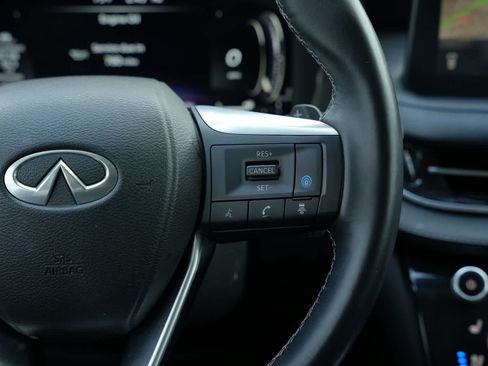 Used 2023 INFINITI QX60 Sensory w/ Vision Package AWD/4WD image 11