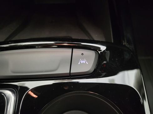 New 2026 Chevrolet Trax ACTIV w/ Sunroof Package image 6