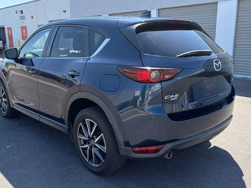 Used 2018 MAZDA CX-5 Touring w/ Preferred Equipment Package AWD/4WD image 3