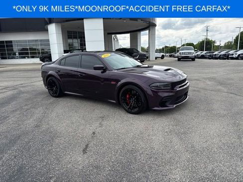 Used 2022 Dodge Charger Scat Pack RWD image 2