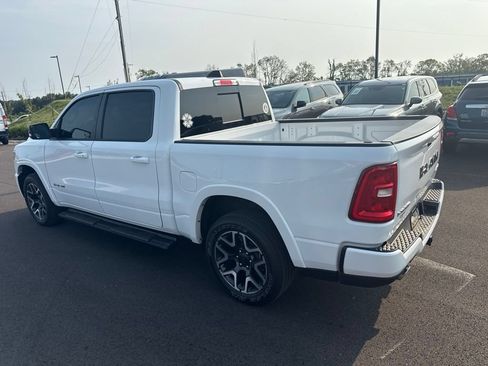 Used 2025 RAM 1500 Laramie w/ Sport Appearance Package AWD/4WD image 4