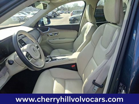 Certified 2023 Volvo XC90 B6 Plus image 14