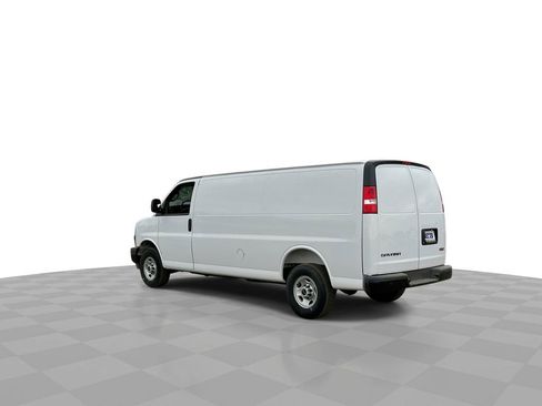New 2025 GMC Savana 2500 Extended w/ Driver Convenience Package RWD image 6