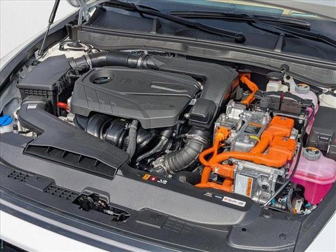 New 2025 Hyundai Sonata Limited image 25