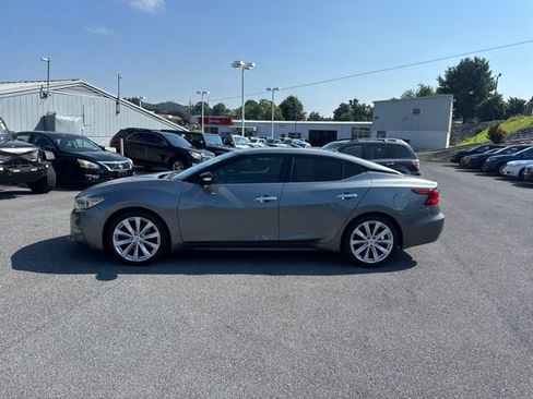 Used 2016 Nissan Maxima SR FWD image 5