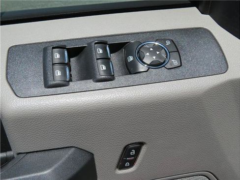 Used 2021 Ford F250 XL w/ STX Appearance Package AWD/4WD image 10
