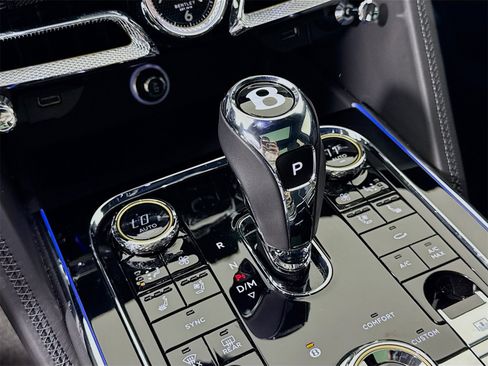 Certified 2021 Bentley Flying Spur V8 image 15