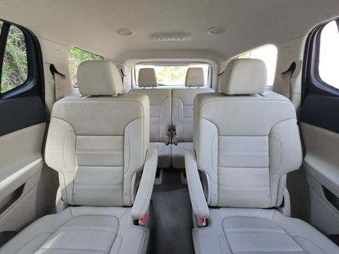 Used 2023 GMC Acadia Denali AWD/4WD image 20