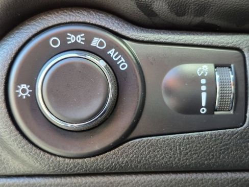 Certified 2025 Dodge Durango GT AWD/4WD image 9