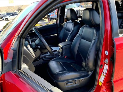 Used 2021 Toyota Tacoma TRD Sport w/ TRD Premium Sport Package image 6