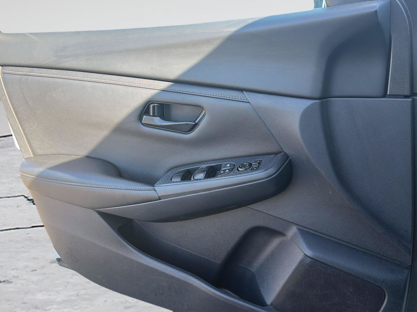 Used 2025 Nissan Sentra S FWD image 26