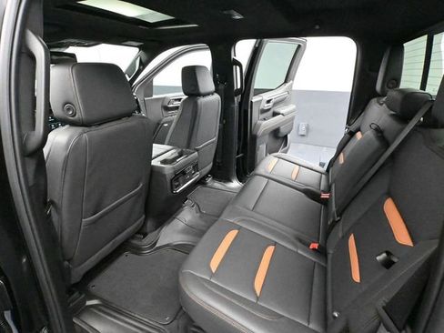 Used 2025 GMC Sierra 1500 AT4 w/ AT4 Premium Package image 47