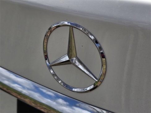 Used 2018 Mercedes-Benz C 300 Sedan image 10