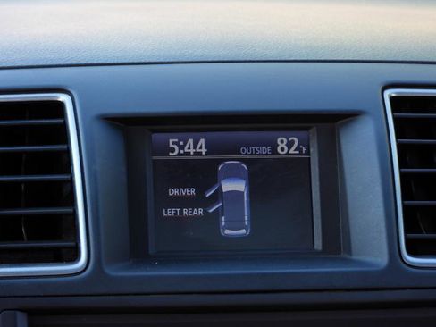 Used 2011 Toyota Highlander Limited w/ Tow Pkg FWD image 39