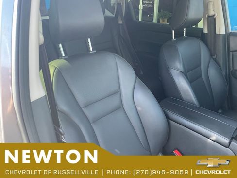 Used 2024 Nissan Rogue SV w/ SV Premium Package AWD/4WD image 24