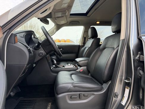 Used 2024 Nissan Armada SL w/ Captain's Chairs Package image 20