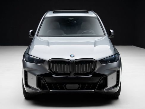 Used 2025 BMW X5 sDrive40i w/ M Sport Package RWD image 6