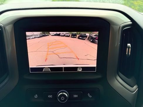 Used 2025 Chevrolet Silverado 1500 Custom Trail Boss AWD/4WD image 25