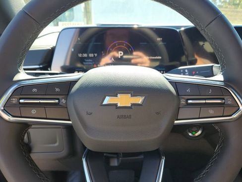 Used 2026 Chevrolet Tahoe LS AWD/4WD image 15