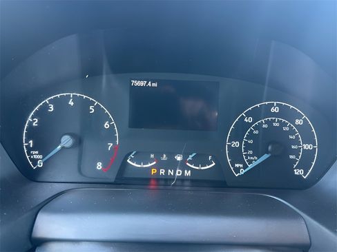 Used 2022 Ford Transit 350 XLT image 27