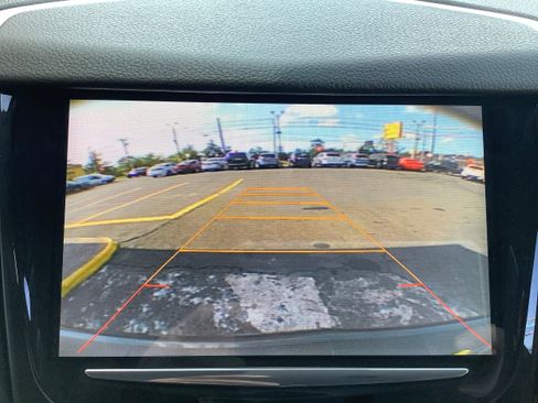 Used 2015 Cadillac SRX Luxury w/ Driver Awareness Package image 21