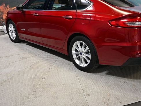 Used 2019 Ford Fusion SEL image 8
