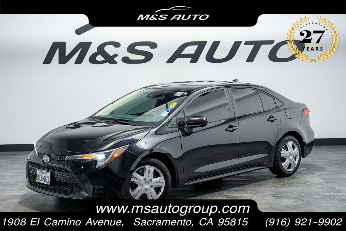 Used 2022 Toyota Corolla LE FWD image 1