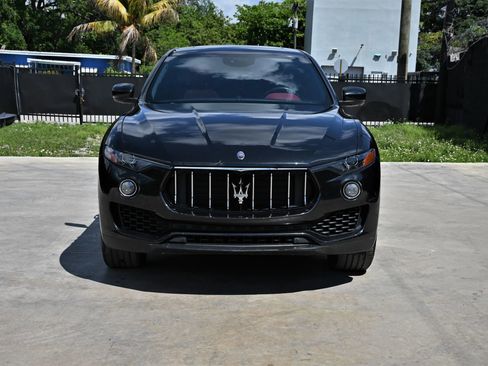 Used 2017 Maserati Levante AWD/4WD image 2