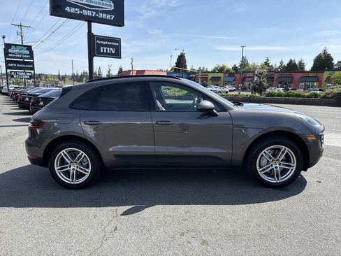 Used 2016 Porsche Macan S w/ Premium Package Plus AWD/4WD image 11