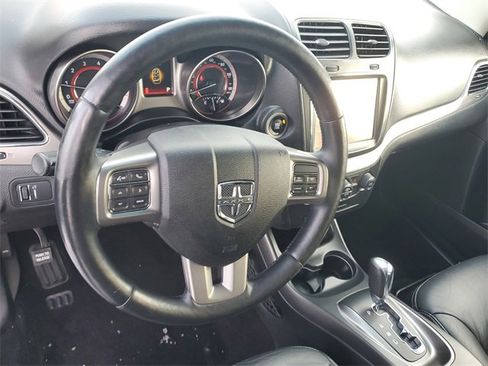 Used 2015 Dodge Journey Crossroad w/ Flexible Seating Group image 13